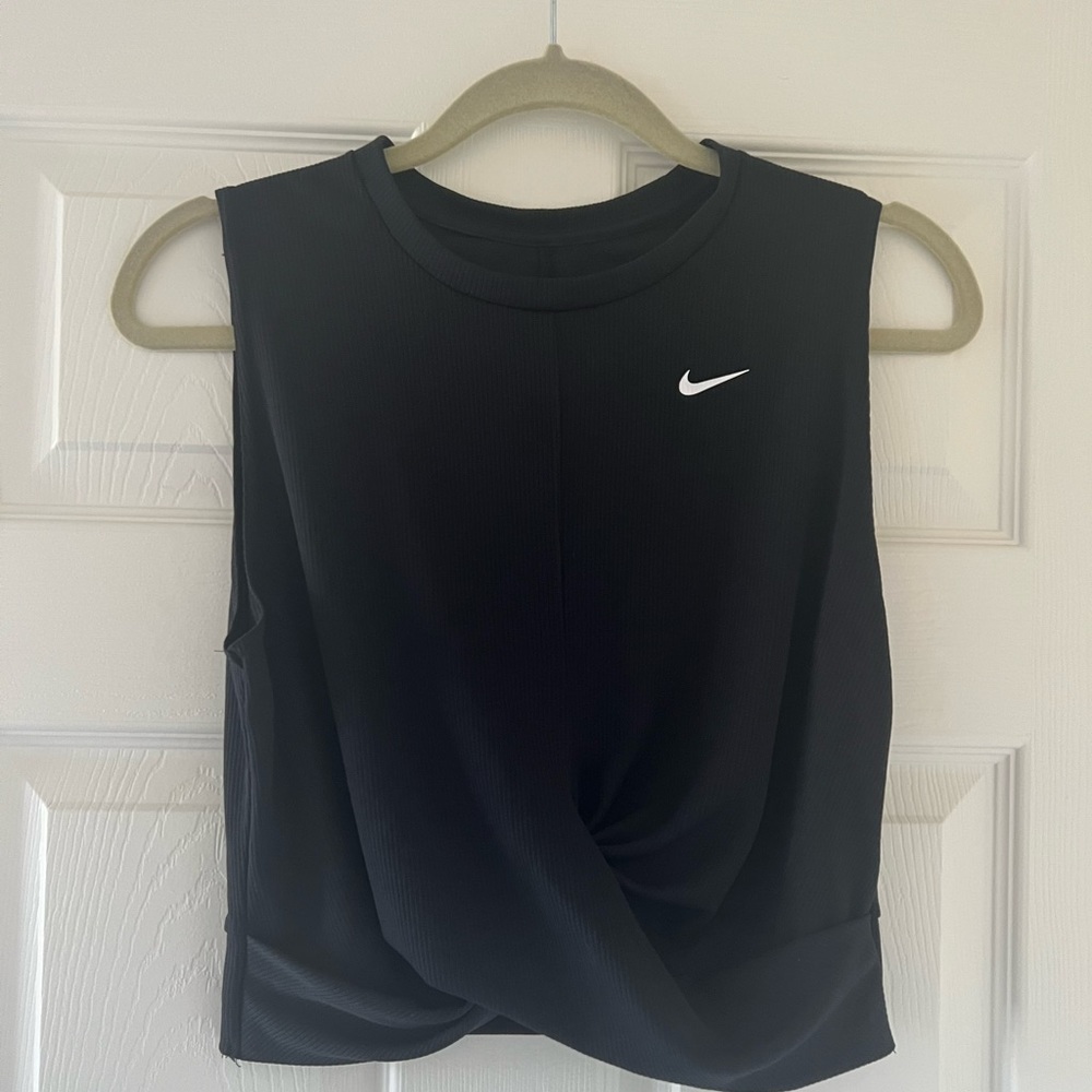 Nike twist crop top